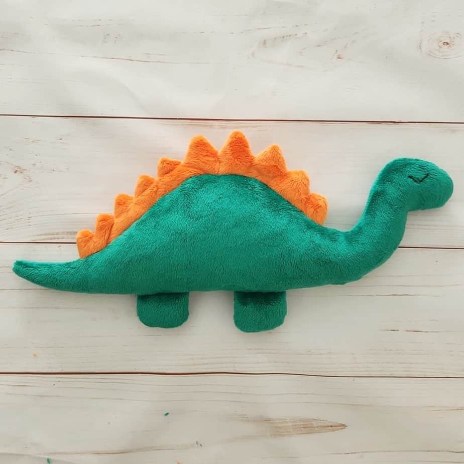 Flat Dinosaur Plush Sewing Tutorial with Free Pattern Templates Flat Dinosaur Plush Sewing Tutorial with Free Pattern Templates
