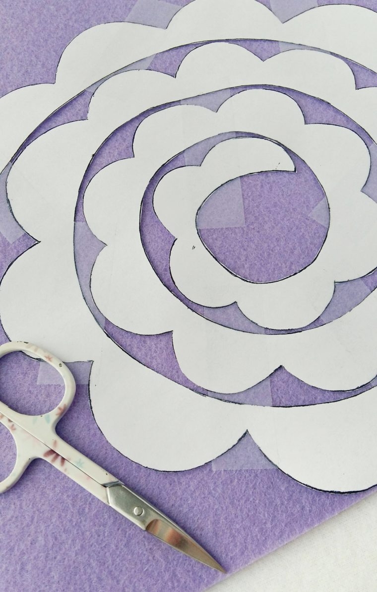 How To Make Felt Flowers DIY With Free Printable Pattern